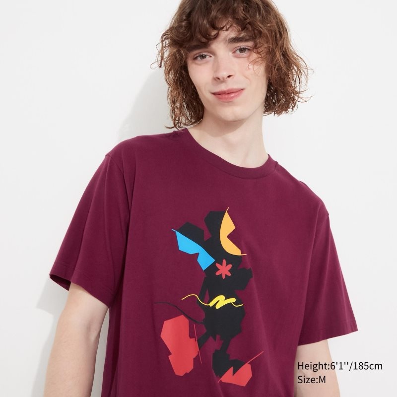 Uniqlo Mickey Stands Ut Short-sleeve Graphic T Shirts Herre Bordeaux | 3679888
